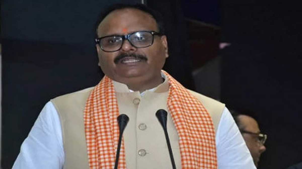 देश के वास्तविक इतिहास के पात्र हैं सावरकर : ब्रजेश पाठक